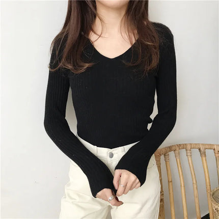 Korean Autumn V Neck Sweater Knitted Fashion Sweaters 2025 Slim Winter Tops For Women Pullover Jumper Pull Femme Truien Dames