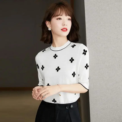 2025 Casual Thin Knitted T-Shirt Summer Short Sleeve Tops Elegant Woman Clothes Embroidery Flower Fashion Tee Shirt Femme New