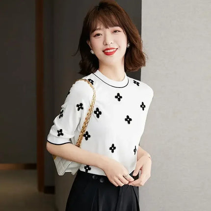 2025 Casual Thin Knitted T-Shirt Summer Short Sleeve Tops Elegant Woman Clothes Embroidery Flower Fashion Tee Shirt Femme New