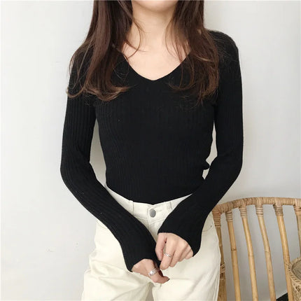 Korean Autumn V Neck Sweater Knitted Fashion Sweaters 2025 Slim Winter Tops For Women Pullover Jumper Pull Femme Truien Dames