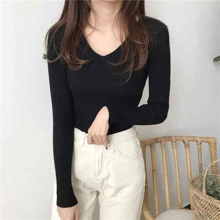 Korean Autumn V Neck Sweater Knitted Fashion Sweaters 2025 Slim Winter Tops For Women Pullover Jumper Pull Femme Truien Dames
