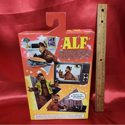 NECA Figure Ultimate Alien Life Form ALF Action Figure Oh Look! Someone With Taste Joint Movable Doll Birthday Present Toys
