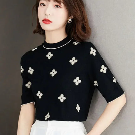 2025 Casual Thin Knitted T-Shirt Summer Short Sleeve Tops Elegant Woman Clothes Embroidery Flower Fashion Tee Shirt Femme New